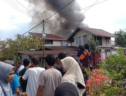 12 Unit Rumah Warga Desa Suka Maju, Kecamatan Simeulue timur Kabupaten Simeulue di lalap Si Jago merah!