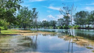 Objek wisata pantai sarangan dibali indahnya luar biasa!