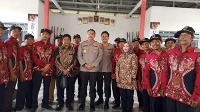 Kapolres Lampung Selatan Dampingi Wakapolda Lampung, Dengar Keluhan Masyarakat!