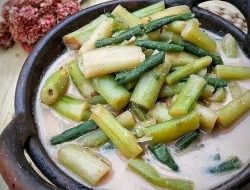 Makan Sayur ini terasa tinggal di surga, Batang talas: Enaknya kalah dari semua resep, ini bahan dan cara buatnya!