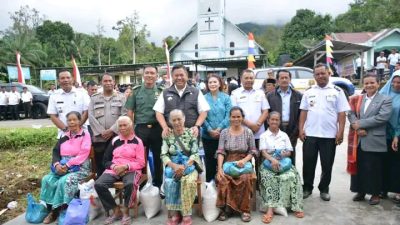 Kunker ke Kecamatan Sinehi, Bupati Dairi: Pemerintah Ingin Selalu Hadir di Tengah Masyarakat