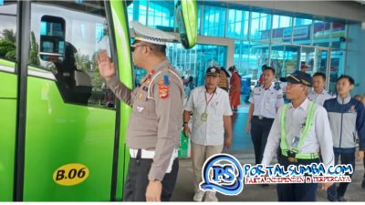 Polres Lampung Selatan Lakukan Operasi Patuh, Petugas Temukan Ban Gundul Saat Cek Angkutan Umum di Terminal Bakauheni