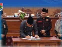 DPRD Sahkan Raperda Usulan Pemerintahan Kota Lubuklinggau Menjadi Perda