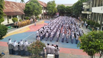 Kapolda Lampung Irjen Pol Helmy Santika, Menjadi Pembina Upacara di SMA N 1 Bandar Lampung, Jauhkan Tindakan Melanggar Hukum