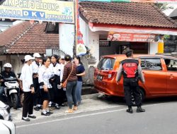 Polsek Kuta Utara Pantau Dan Amankan Kelulusan Siswa SMA SMK