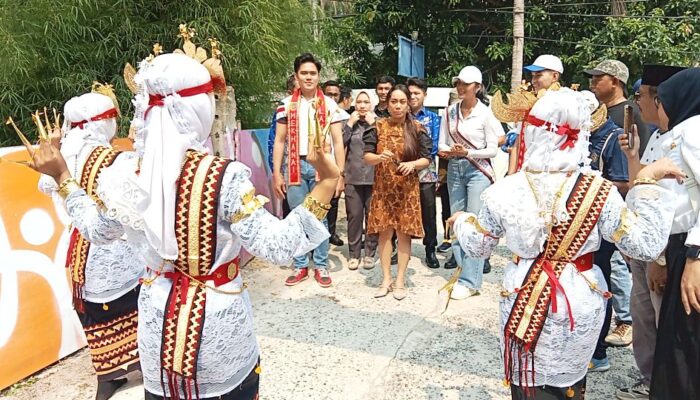 Muli Mekhanai Kayu Tabu Sambut Kedatangan Zita Anzani Kunker Perdana di Wisata Minang Ruabahari